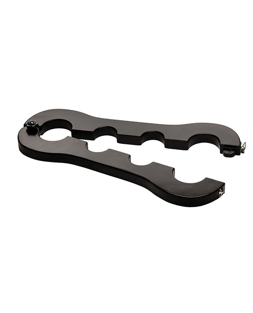 Trapped Wrist and Ankle Stocks